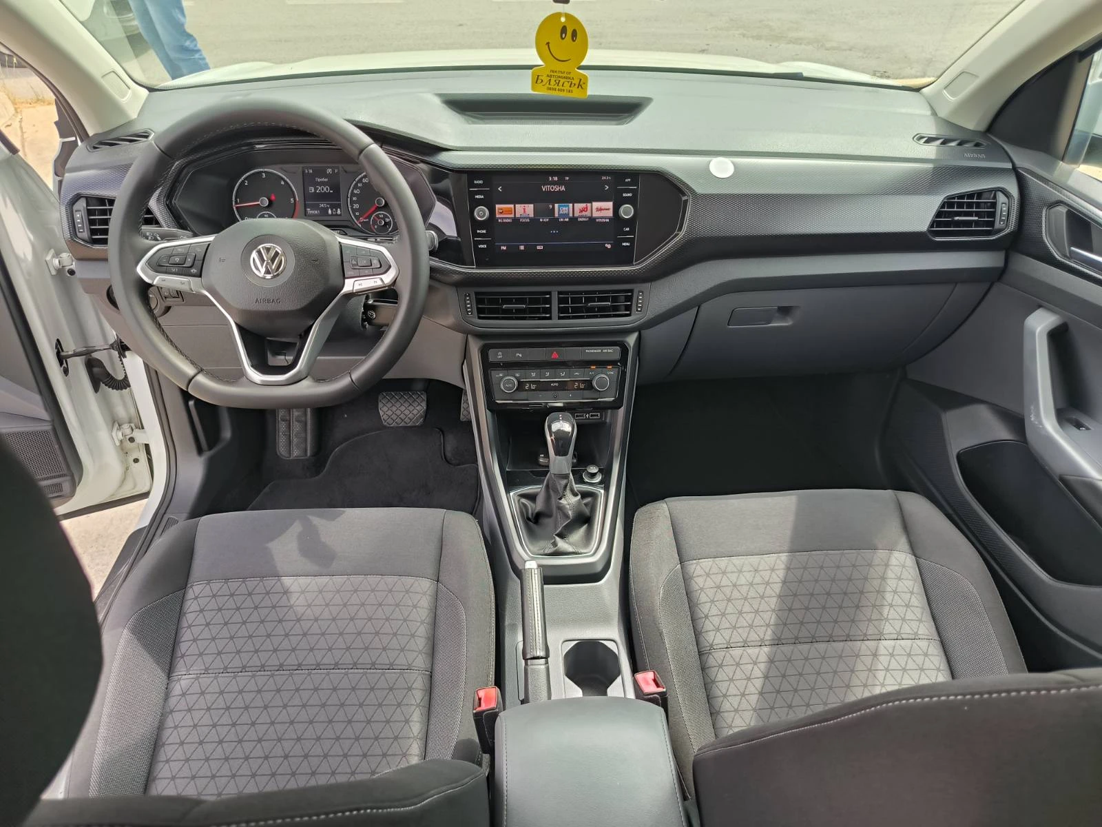 VW T-Cross 1.6d-Navi-Euro-6D-Automat, снимка 14 - Автомобили и джипове - 54747565