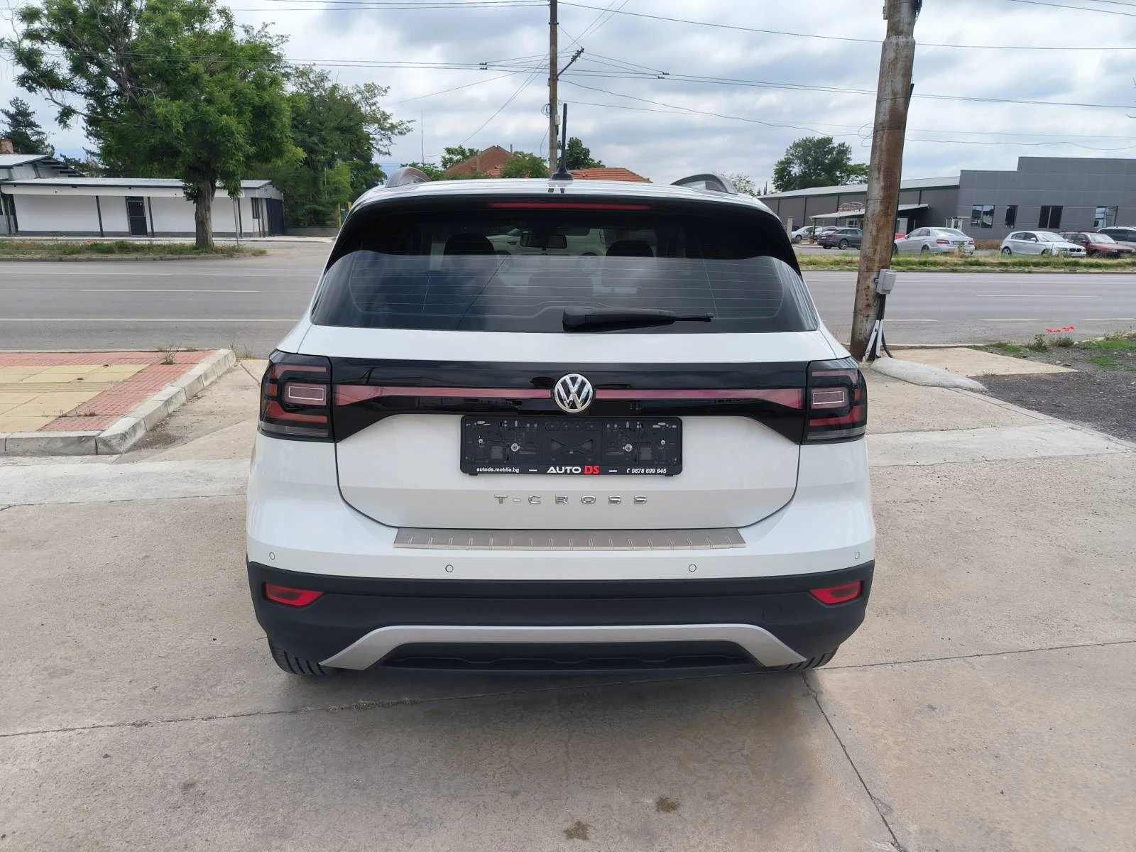 VW T-Cross 1.6d-Navi-Euro-6D-Automat, снимка 6 - Автомобили и джипове - 54747565
