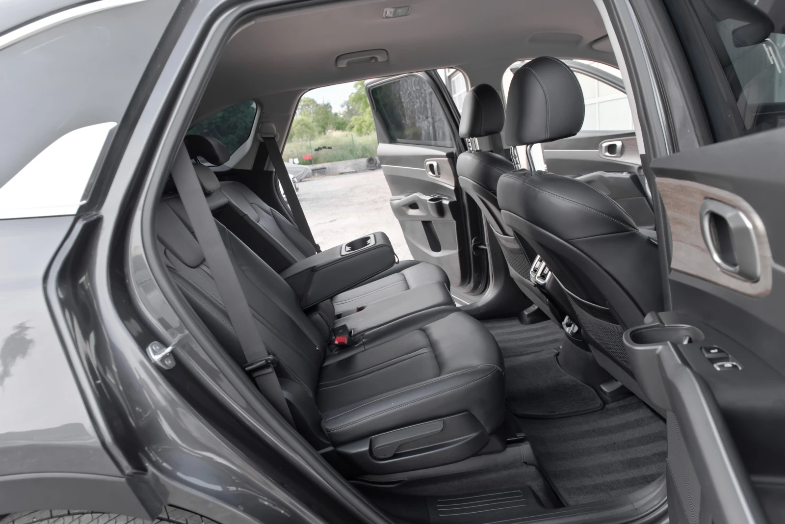 Kia Sorento 2.2 CRDI 4x4 Джойстик 8 скорости, снимка 10 - Автомобили и джипове - 54830777