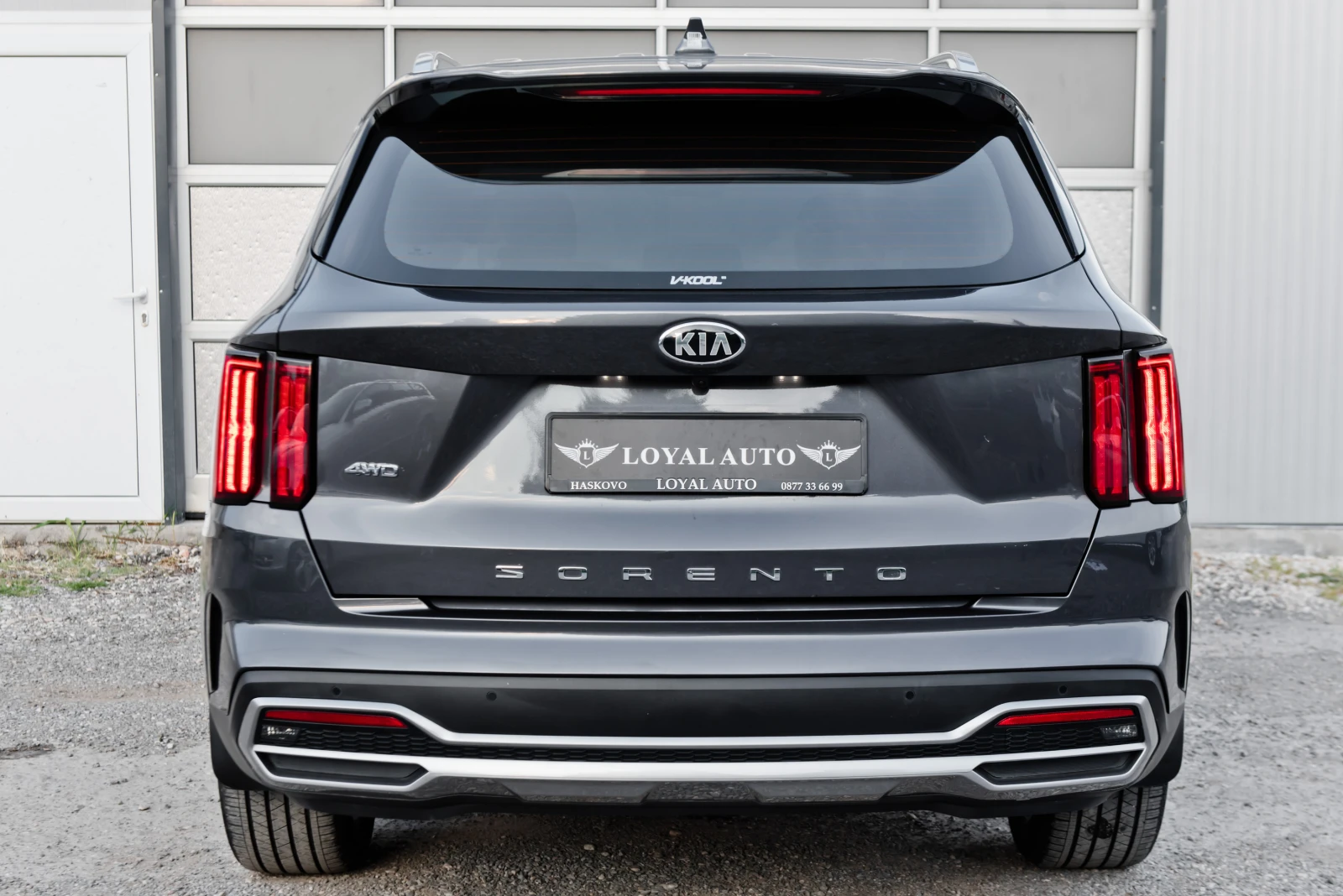 Kia Sorento 2.2 CRDI 4x4 Джойстик 8 скорости, снимка 7 - Автомобили и джипове - 54830777