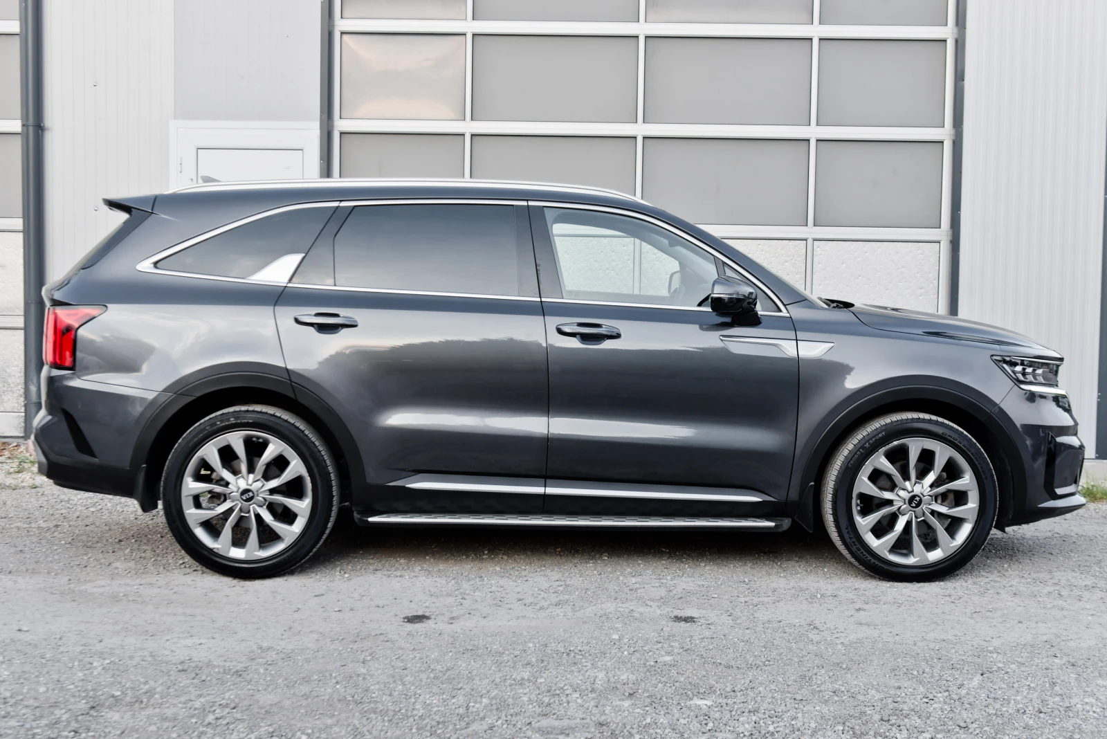 Kia Sorento 2.2 CRDI 4x4 Джойстик 8 скорости, снимка 5 - Автомобили и джипове - 54830777