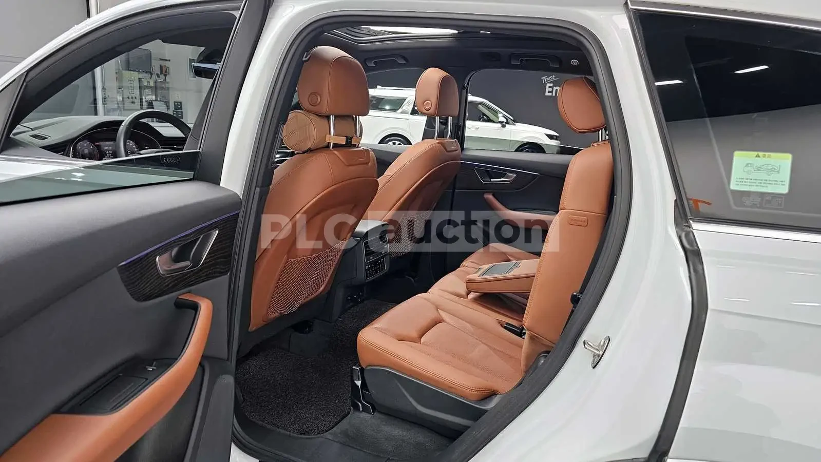 Audi Q7 ДИСТРОНИК * ОБДУХВАНЕ * B&O * HEAD-UP * , снимка 11 - Автомобили и джипове - 54996918