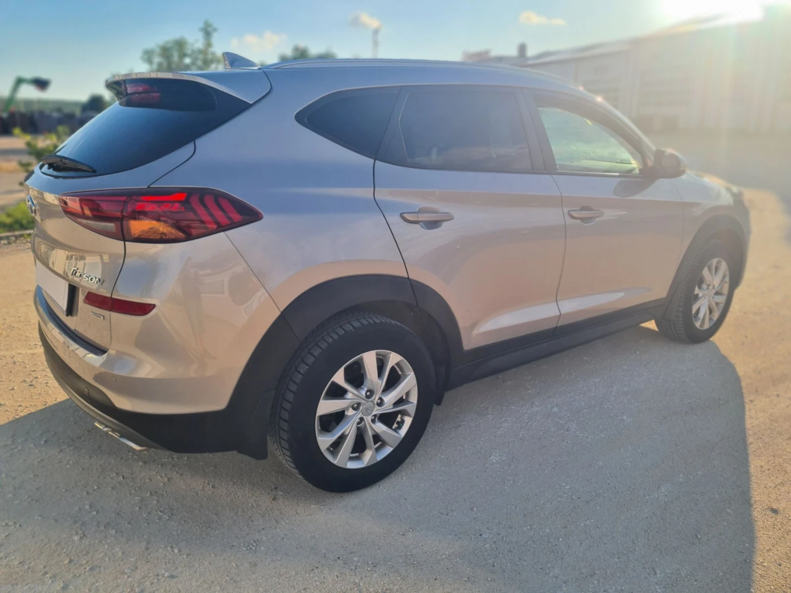 Hyundai Tucson 1.6 TGDI HTRAC 177k.c. 4x4 Бензин, снимка 3 - Автомобили и джипове - 54999143