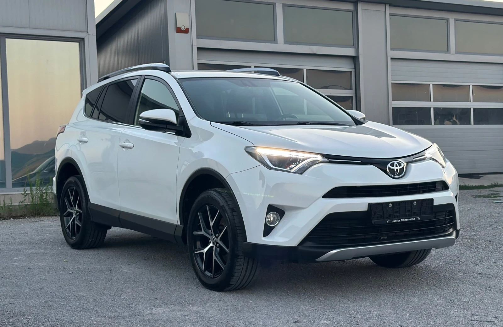Toyota Rav4 2.0D-РЕАЛЕН ПРОБЕГ-КОЖА-ПОДГРЕВ-ЕЛ.БАГАЖНИК