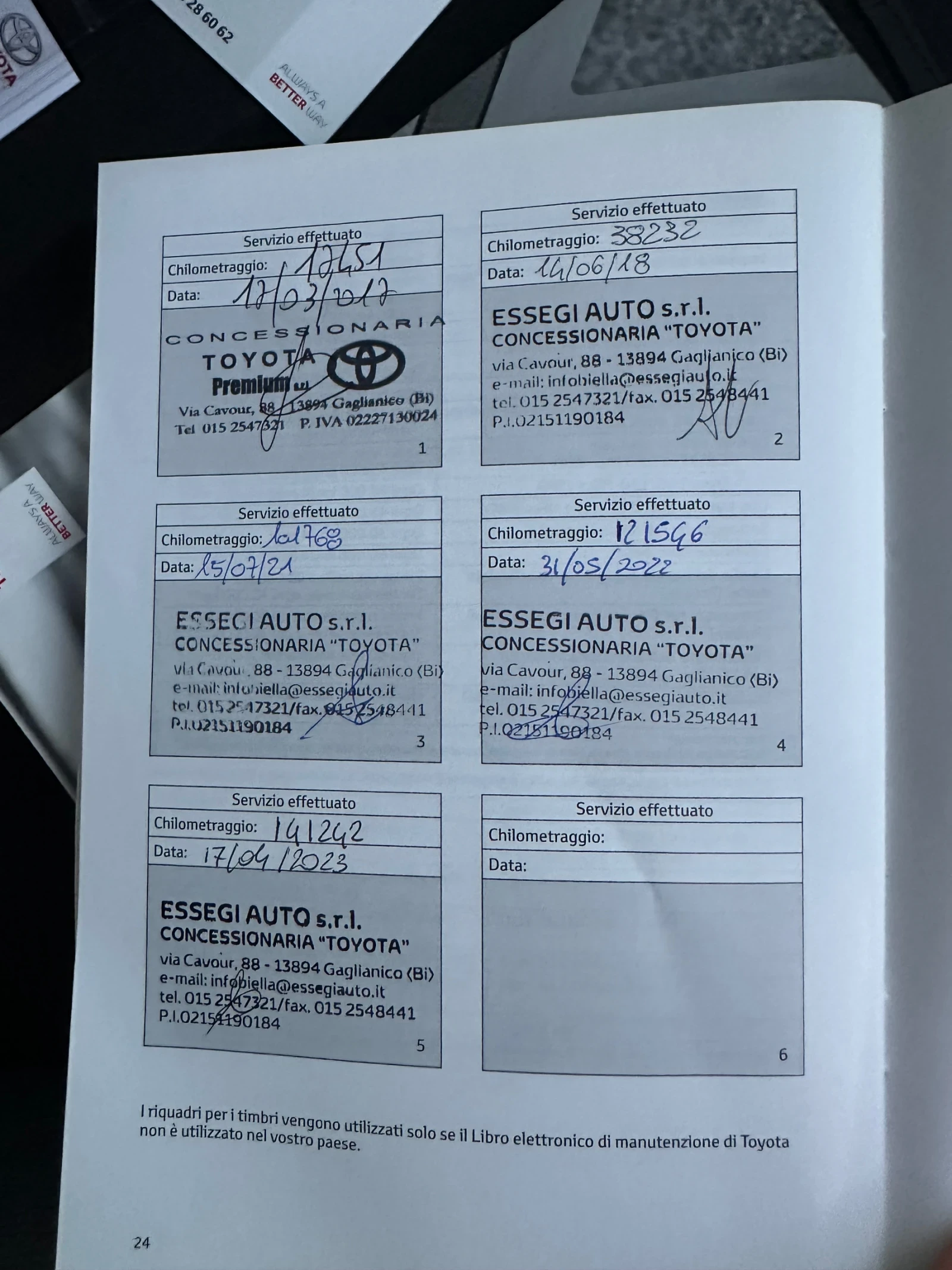Toyota Rav4 2.0D-РЕАЛЕН ПРОБЕГ-КОЖА-ПОДГРЕВ-ЕЛ.БАГАЖНИК, снимка 16 - Автомобили и джипове - 55633939