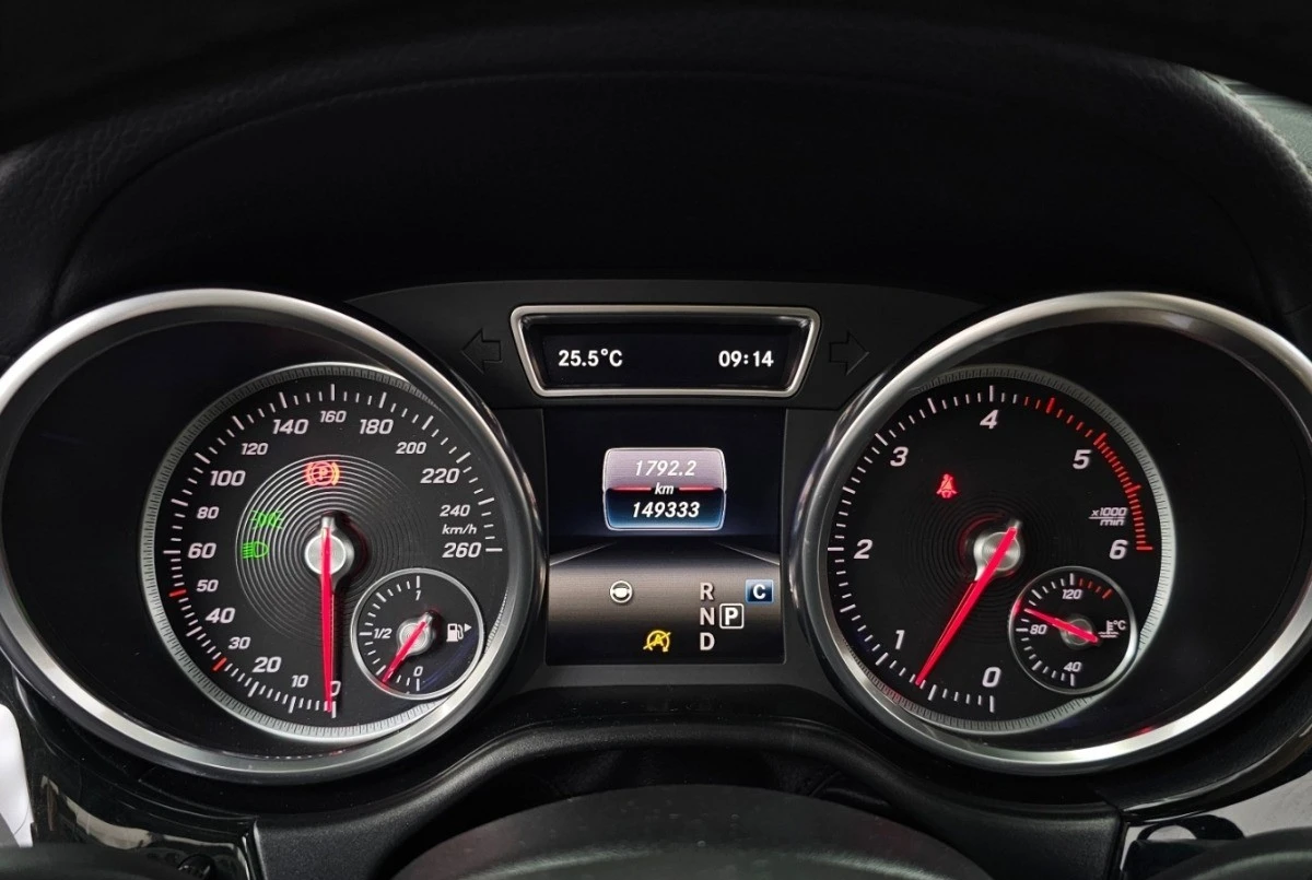 Mercedes-Benz GLS 350 Diesel 4Matic, снимка 7 - Автомобили и джипове - 56310848