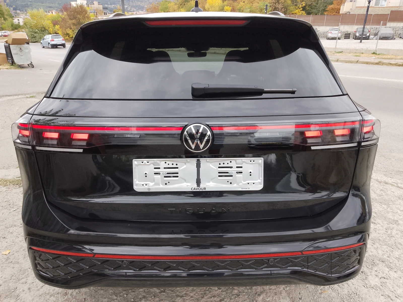 VW Tiguan 2.0 TDI/R-LINE PLUS/4-MOTION/�������� | Mobile.bg � ����������� 6
