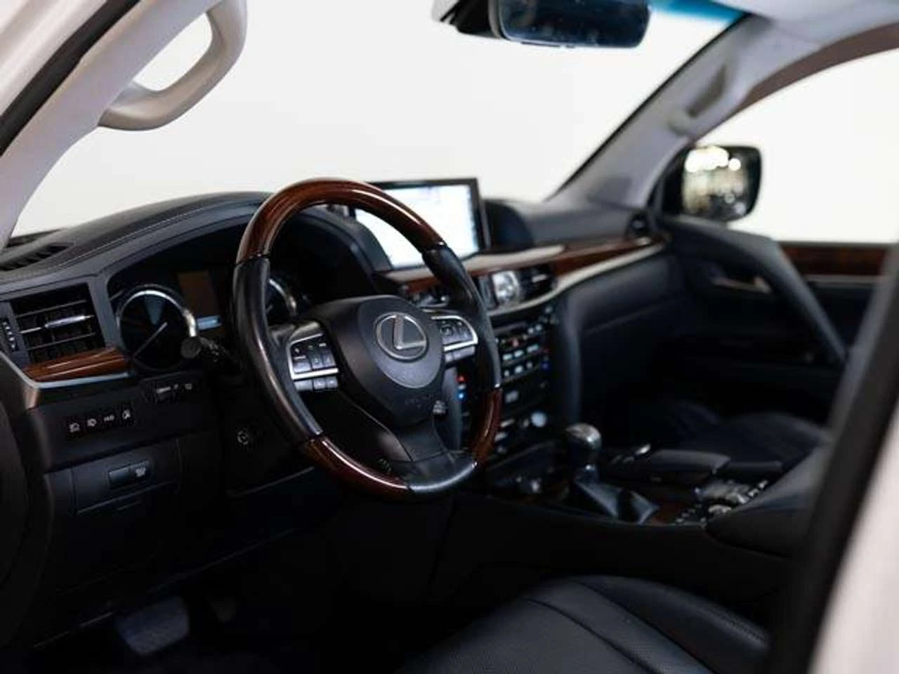 Lexus LX 8 PASS | LUXURY PKG | 21 IN | Mobile.bg � ����������� 8