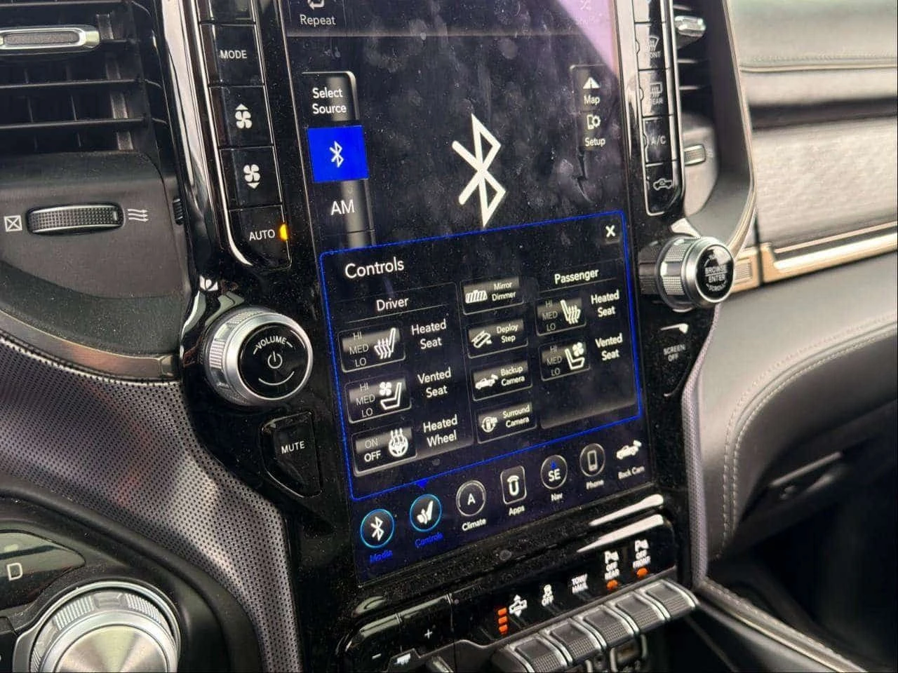 Dodge RAM 1500 * SUNROOF | LEATHER | PREMIUM AUDIO * CARFAX *  | Mobile.bg � ����������� 15