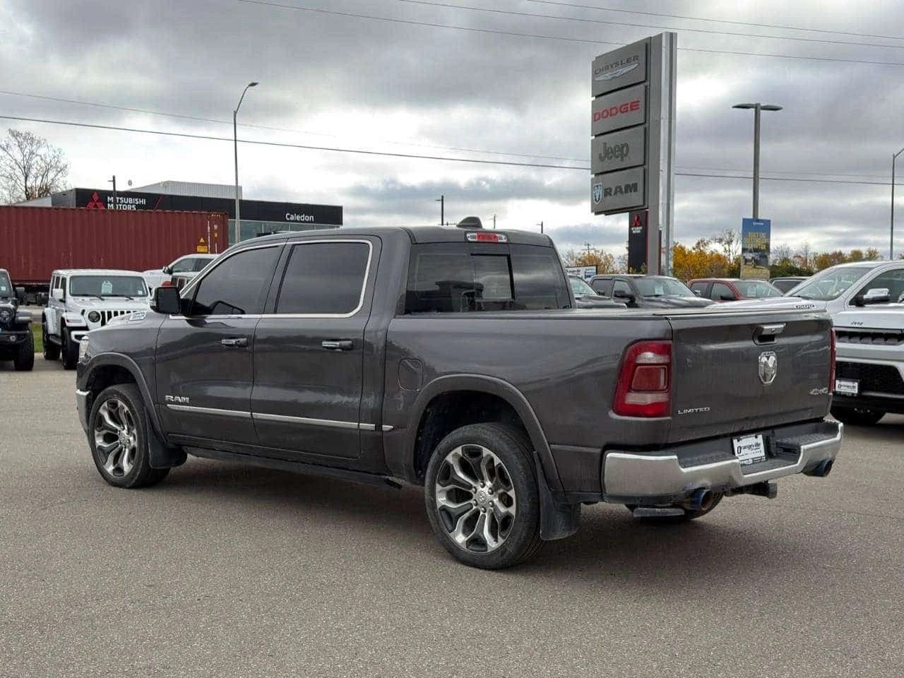 Dodge RAM 1500 * SUNROOF | LEATHER | PREMIUM AUDIO * CARFAX *  | Mobile.bg � ����������� 3