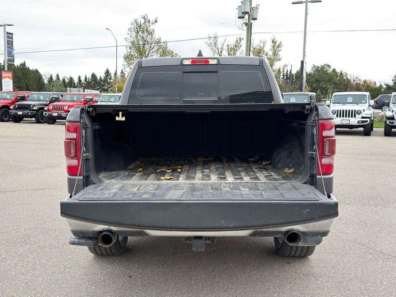 Dodge RAM 1500 * SUNROOF | LEATHER | PREMIUM AUDIO * CARFAX *  | Mobile.bg � ����������� 4