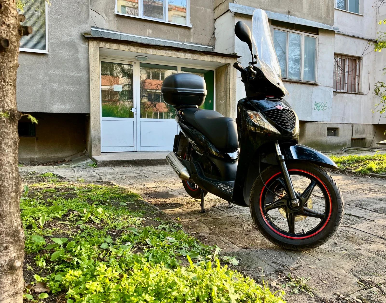Honda Sh 150i - изображение 2