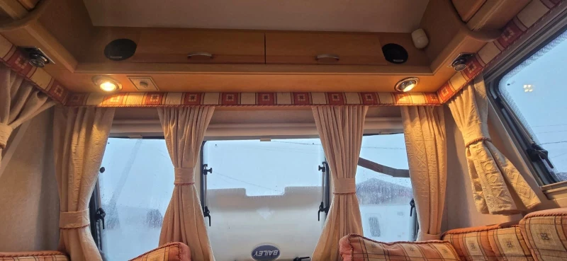 Каравана Tabbert BAILEY SENATOR-ФРЕНСКА СПАЛНЯ/ДУШ КАБИНА/ПЛАТ.МИТО, снимка 17 - Каравани и кемпери - 53568080