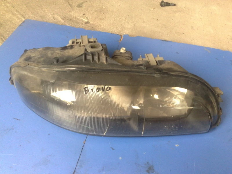 фар десен за Фиат Брава 1.9JTD 