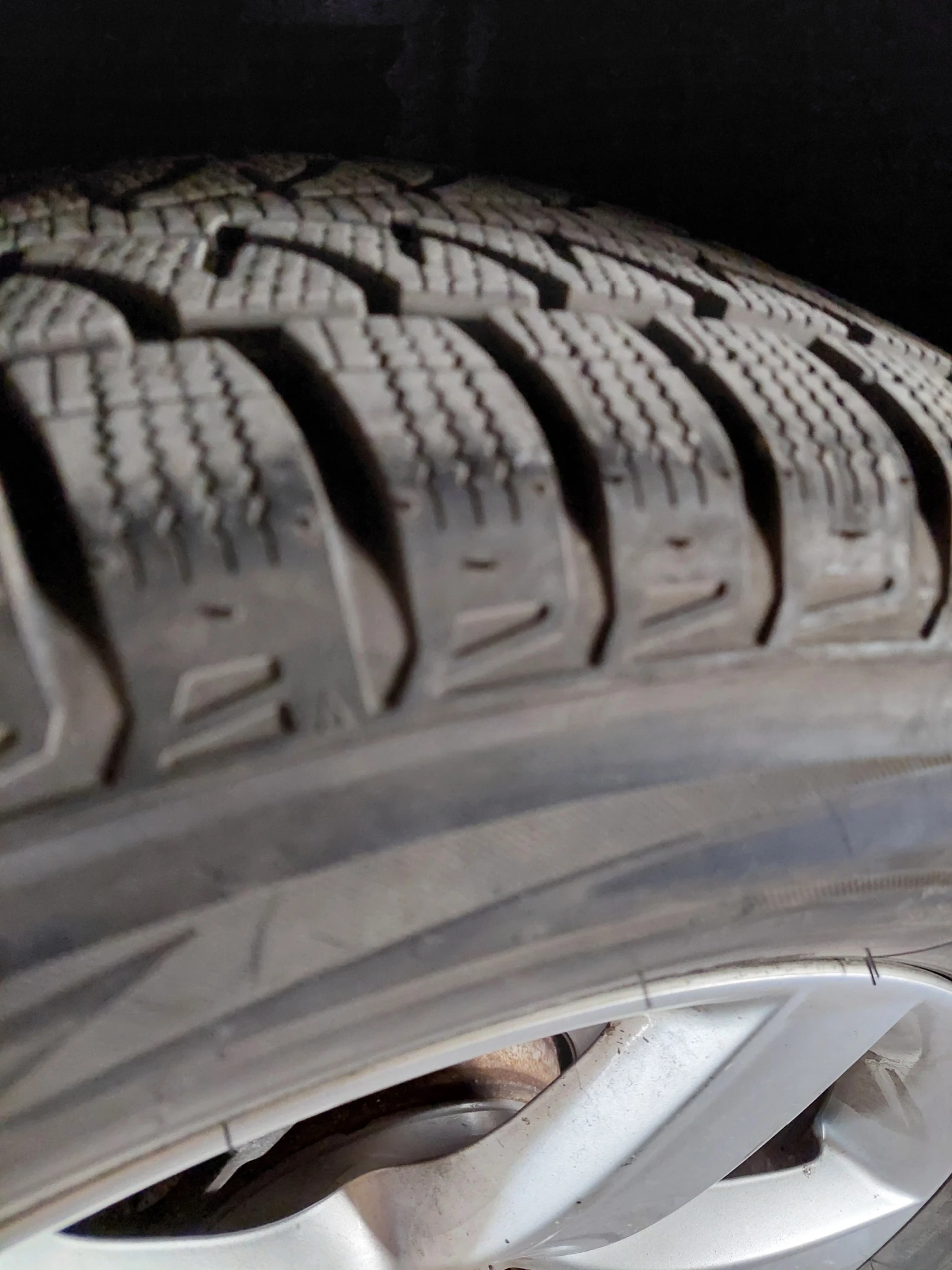 ���� � ������ 235/65R17 �� Audi | Mobile.bg � ����������� 3