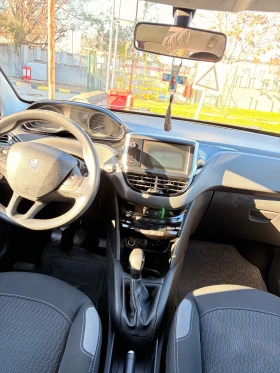 Peugeot 208, снимка 6