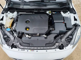 Volvo V40 1.6 дизел Автомат Италия, снимка 16