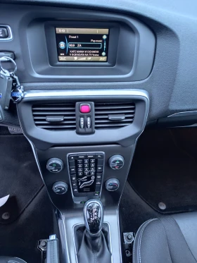 Volvo V40 1.6 дизел Автомат Италия, снимка 13