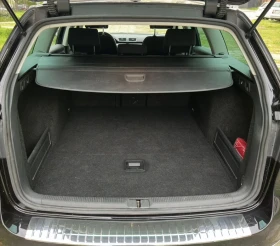 VW Passat 2.0TDI Bi-XENON/Подгреви/Автопилот/Клима, снимка 16