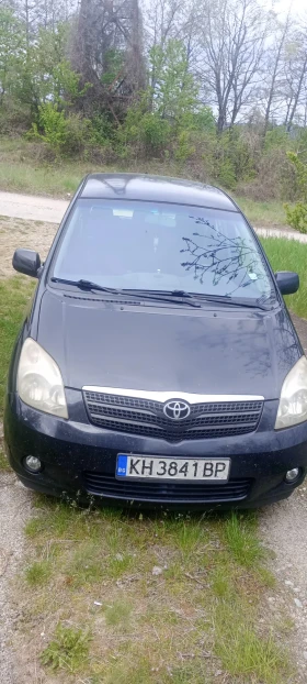 Toyota Corolla verso, снимка 1