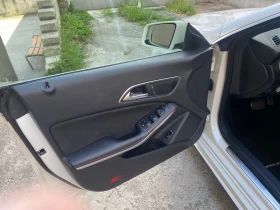 Mercedes-Benz CLA 220 AMG , снимка 8