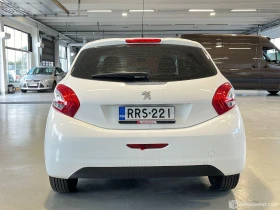 Peugeot 208 1.2i VTi, снимка 4