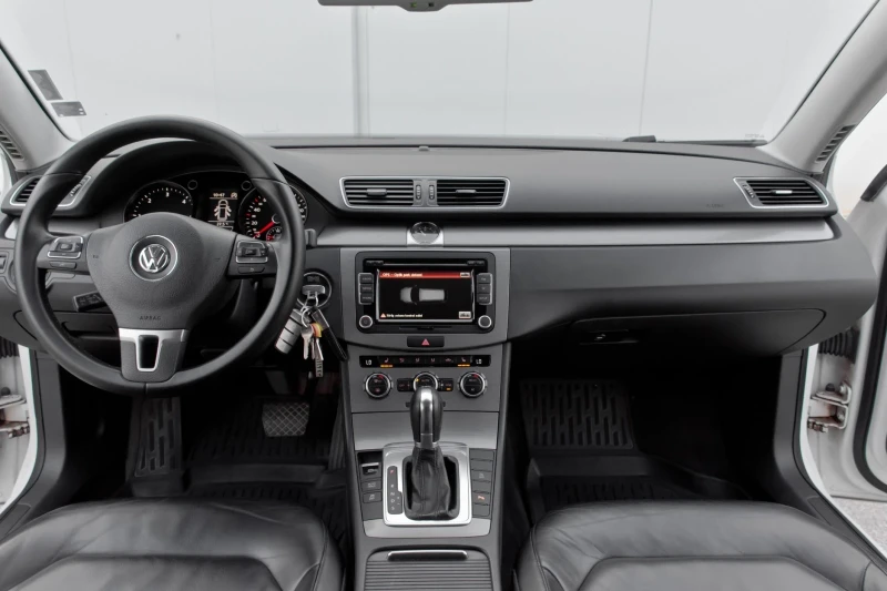 VW Passat 2.0 170 hp, снимка 13 - Автомобили и джипове - 47540763