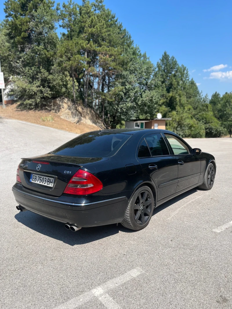 Mercedes-Benz E 320, снимка 3 - Автомобили и джипове - 46920586