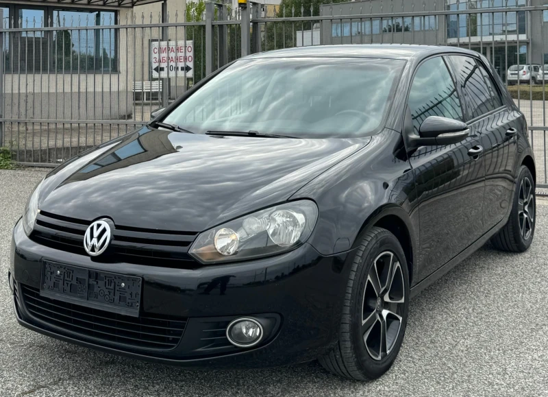 VW Golf Топ, снимка 4 - Автомобили и джипове - 47294025