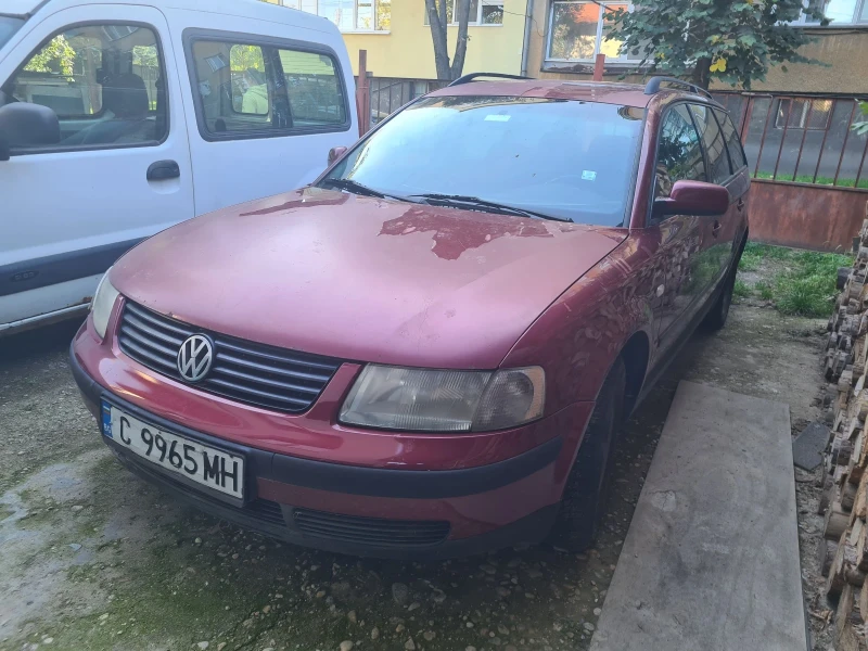 VW Passat 1.9 TDI, снимка 1 - Автомобили и джипове - 47627716