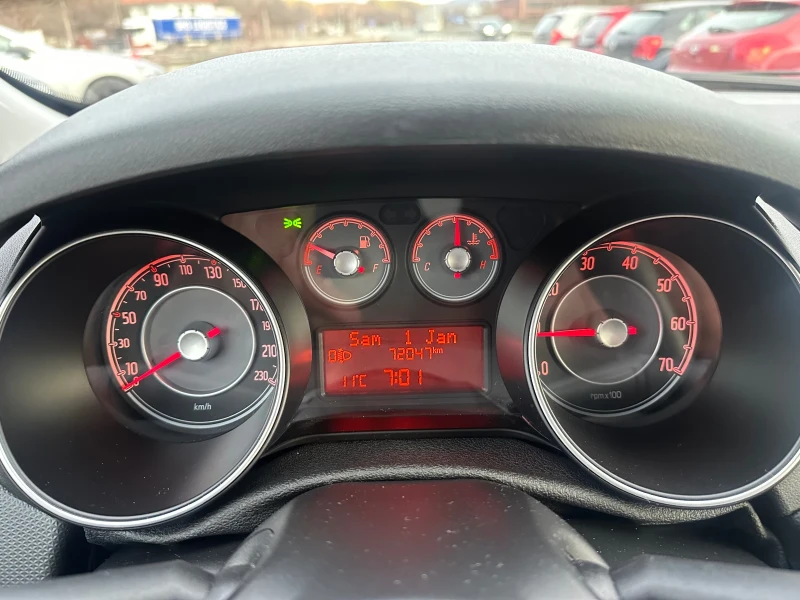 Fiat Punto 1.2* 72047km* REALNI* , снимка 13 - Автомобили и джипове - 48422772