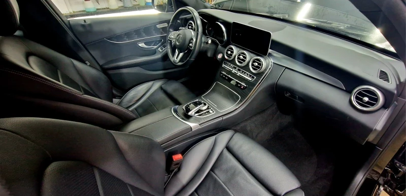 Mercedes-Benz C 220, снимка 3 - Автомобили и джипове - 52902621