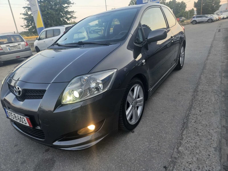 Toyota Auris 2.2D, снимка 7 - Автомобили и джипове - 51303039