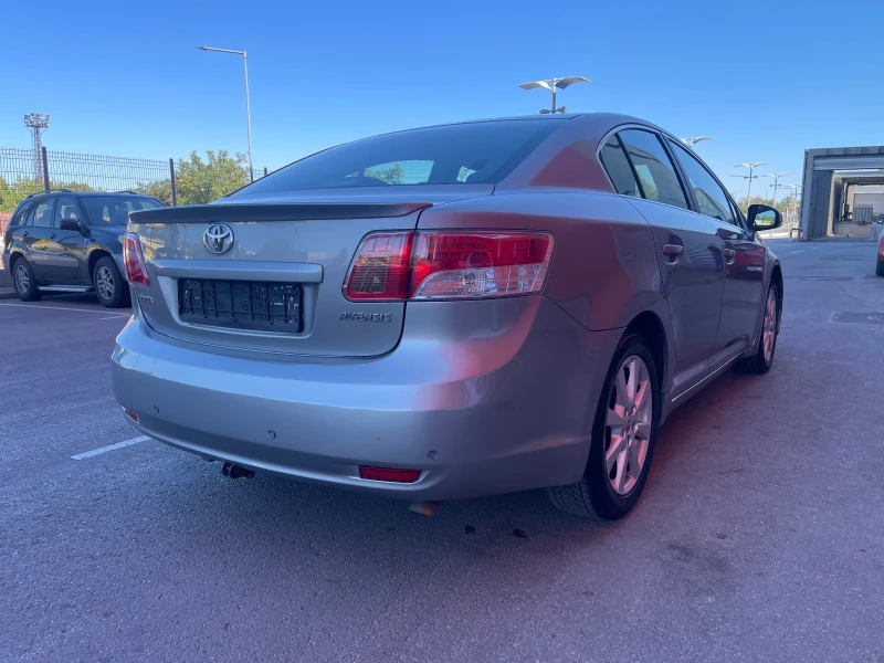 Toyota Avensis 2.0D4D 126k.c., снимка 5 - Автомобили и джипове - 51768912
