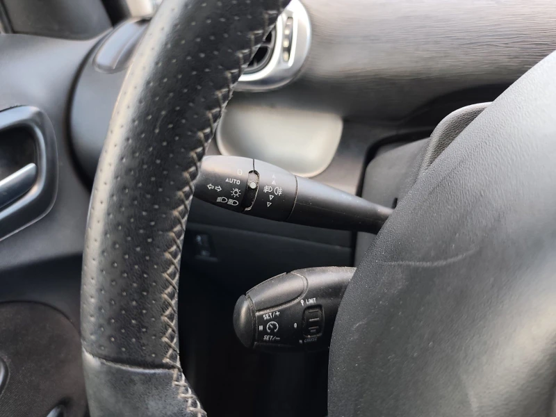 Citroen C3 Picasso, снимка 8 - Автомобили и джипове - 52598129