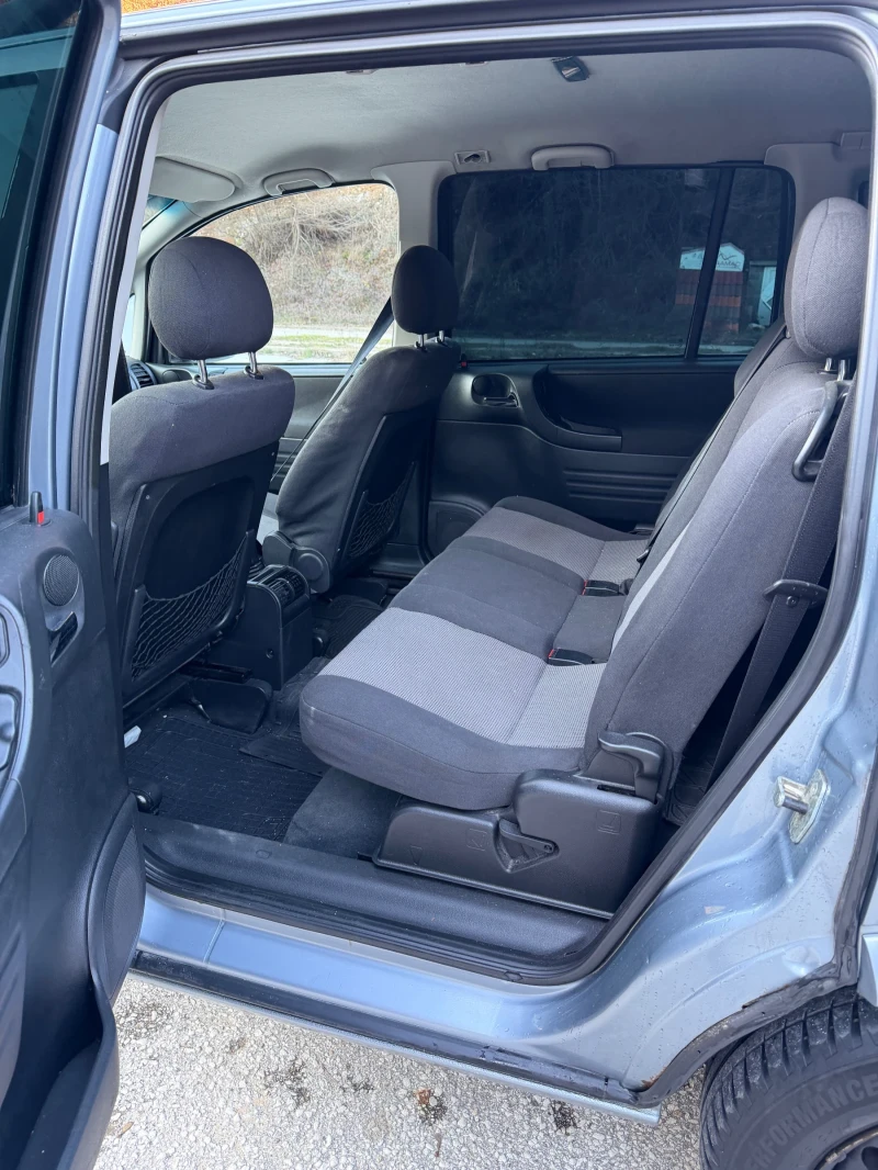 Opel Zafira 2.0, снимка 8 - Автомобили и джипове - 52921557