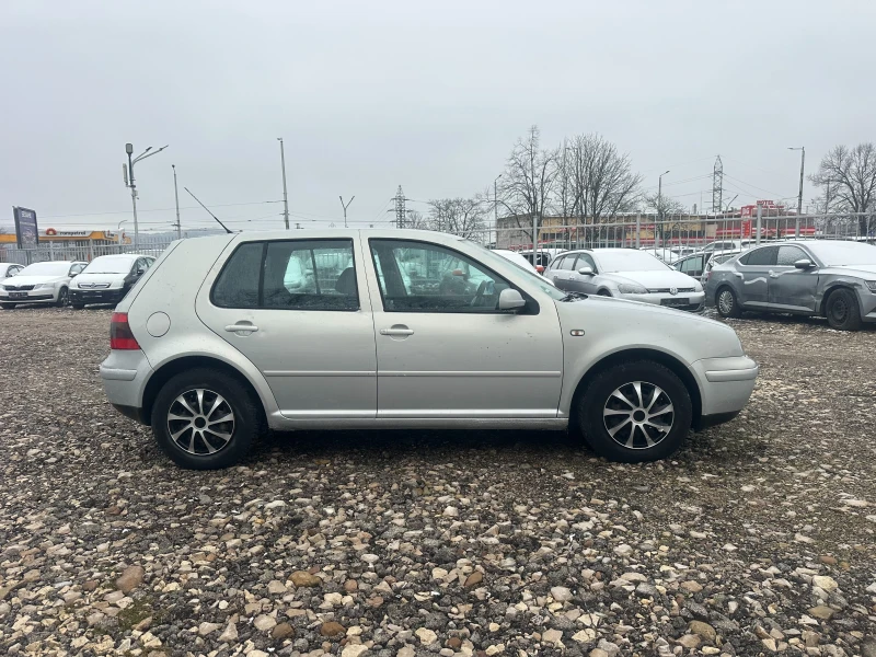 VW Golf 1.6I 102kc , снимка 6 - Автомобили и джипове - 53428803