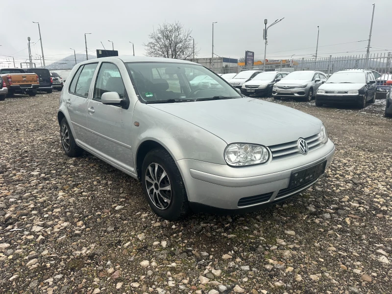 VW Golf 1.6I 102kc , снимка 7 - Автомобили и джипове - 53428803