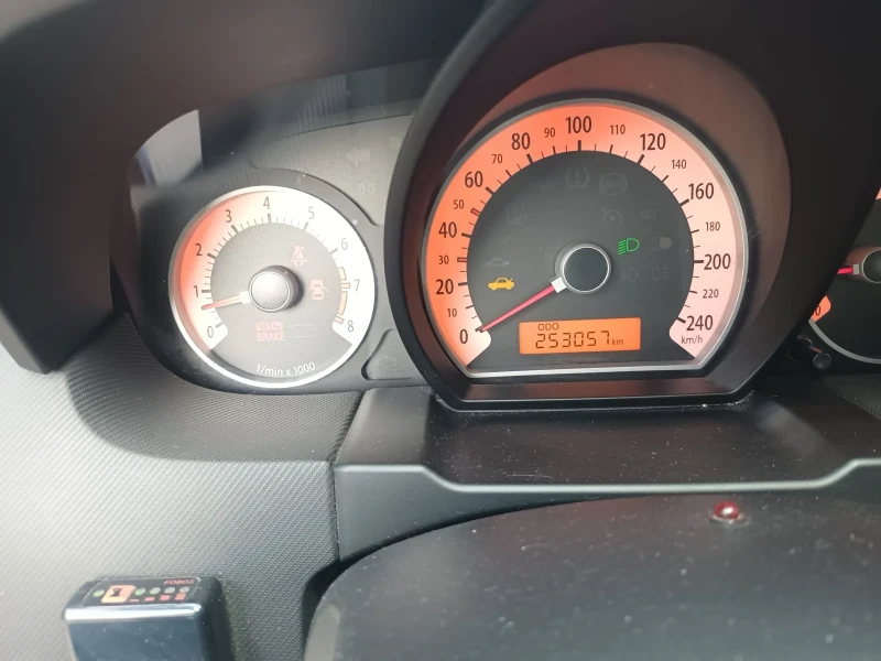 Kia Ceed 1.4 benzin/gaz, снимка 3 - Автомобили и джипове - 53432536