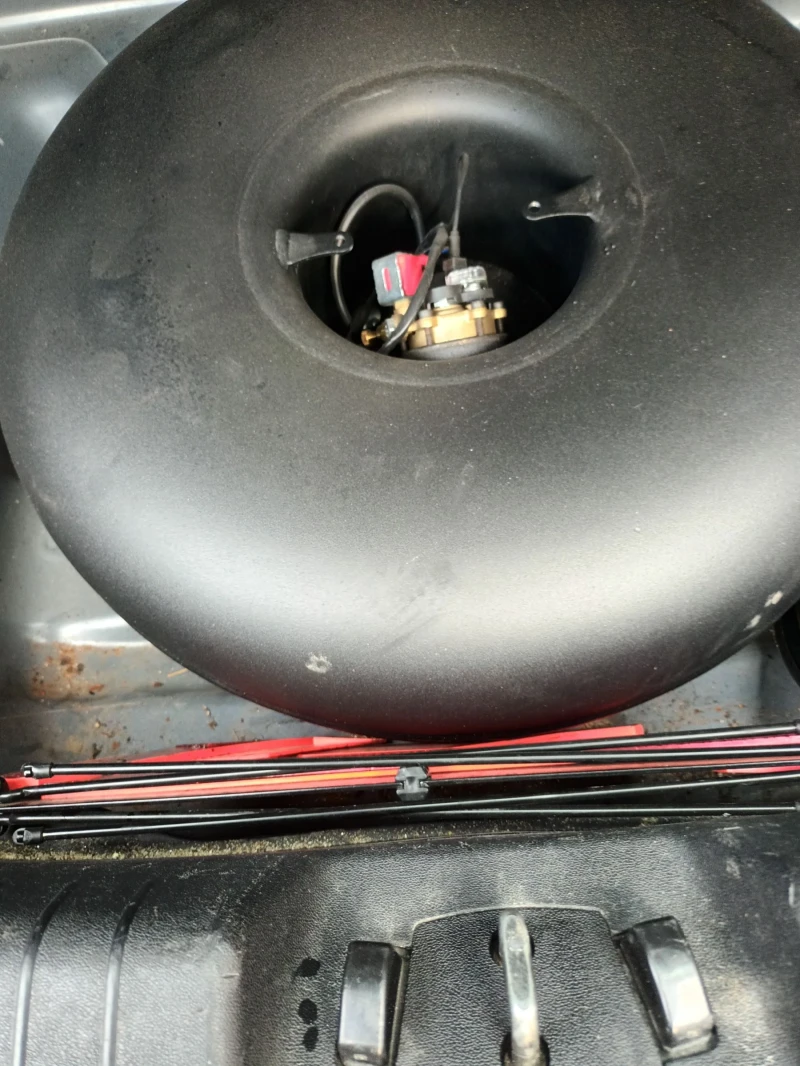 Kia Ceed 1.4 benzin/gaz, снимка 4 - Автомобили и джипове - 53432536