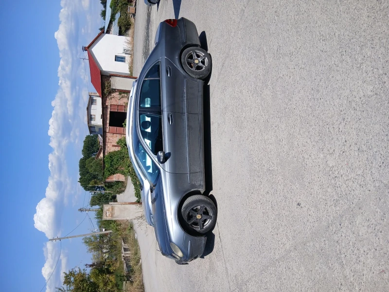 Mercedes-Benz E 220, снимка 2 - Автомобили и джипове - 53581409