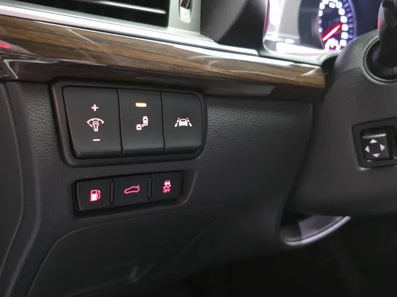 Kia K7 2.4 World Cup Edition, снимка 14 - Автомобили и джипове - 55049558