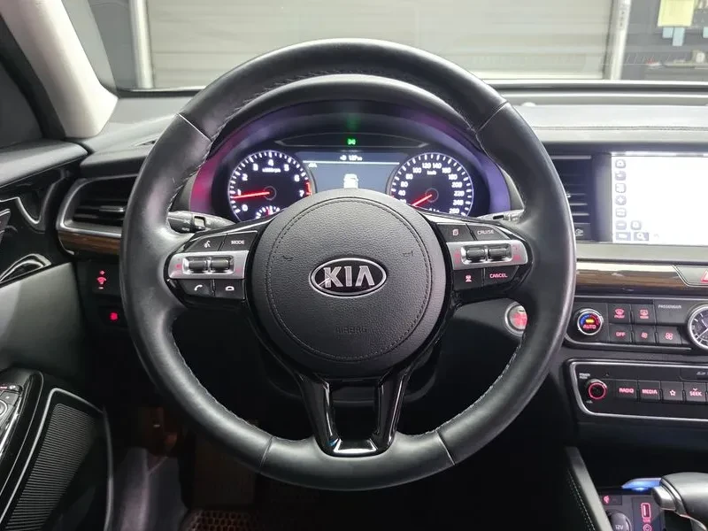 Kia K7 2.4 World Cup Edition, снимка 12 - Автомобили и джипове - 55049558