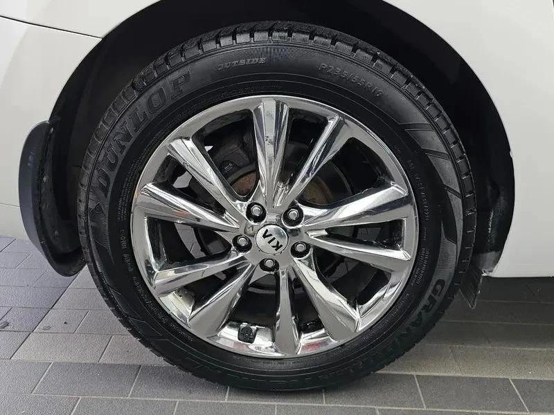 Kia Carnival, снимка 5 - Автомобили и джипове - 56727418