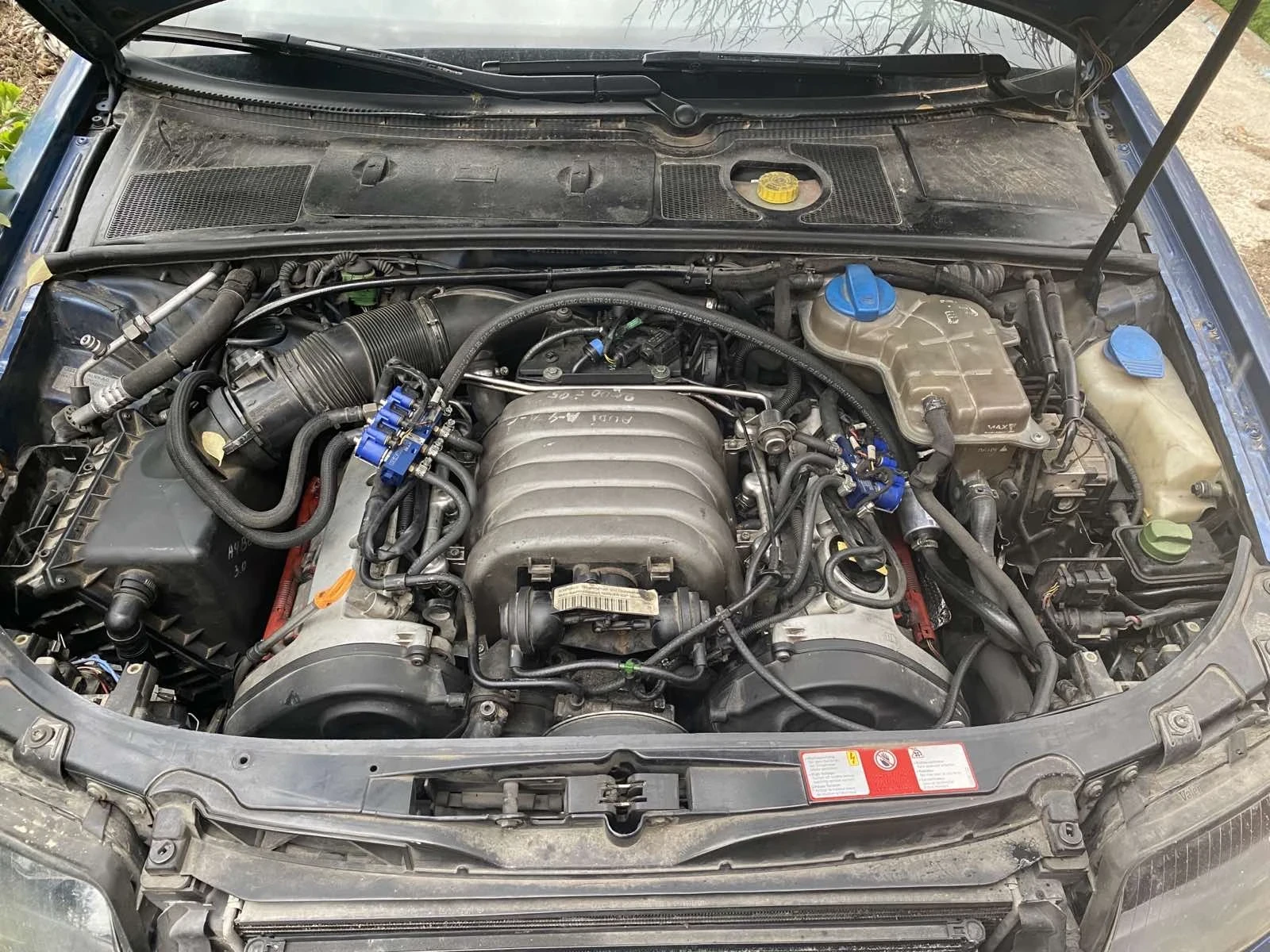 Audi A4  B6 - изображение 9