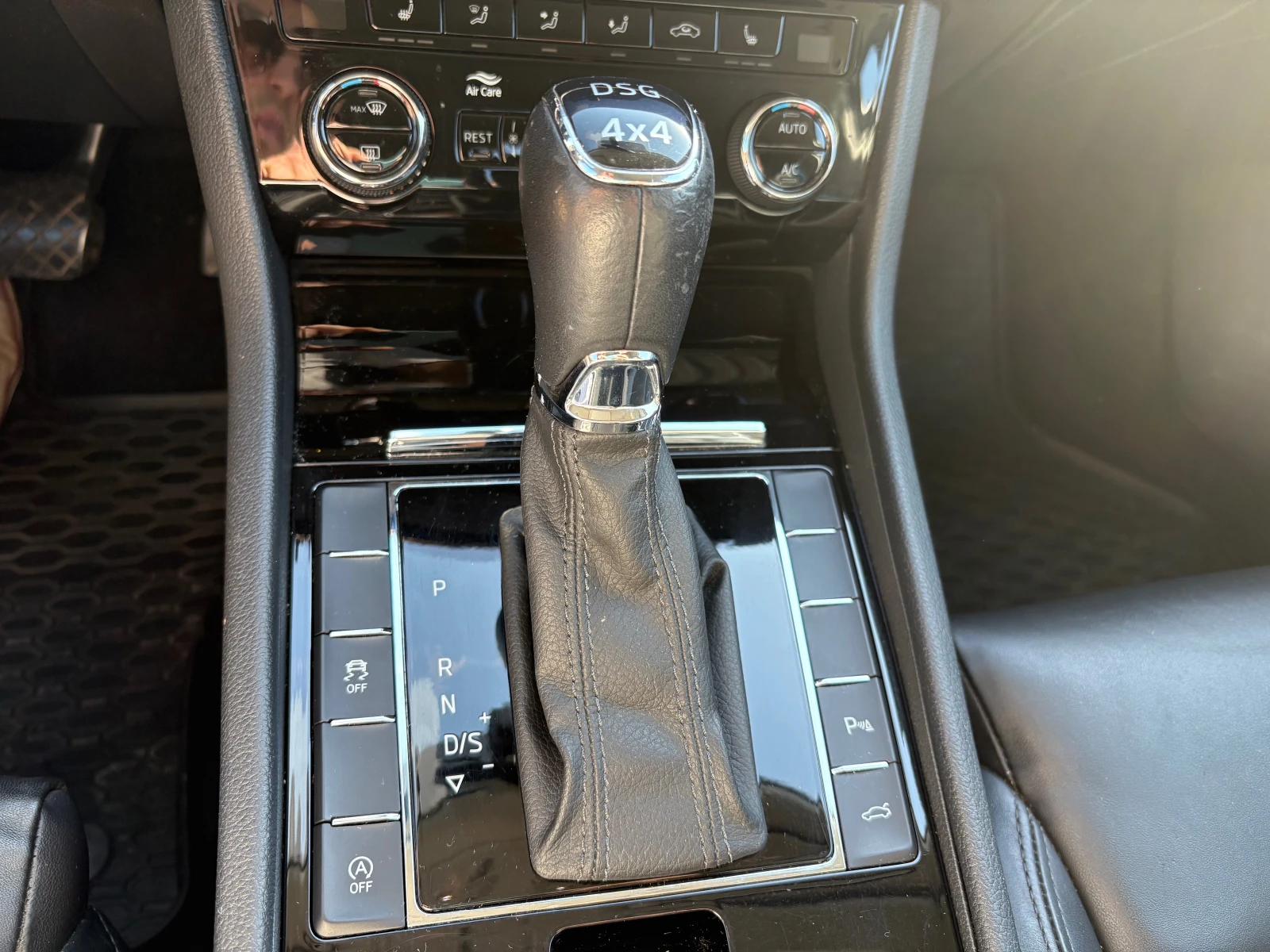 Skoda Superb N1 (дан кредит), 7DSG; 2.0 TDI 190кс, 4х4, 93к км - изображение 8