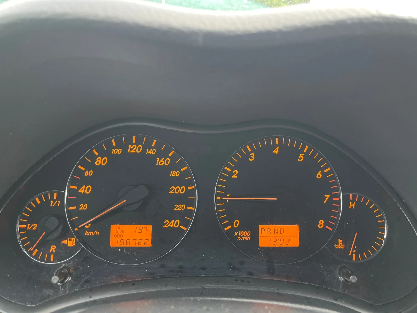Toyota Avensis 2.4i - изображение 8