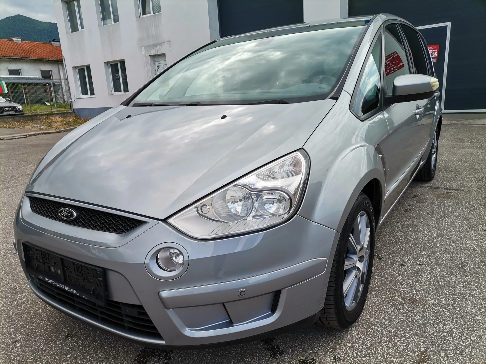 Ford S-Max 2.0 TDCI 140 к. С - изображение 3