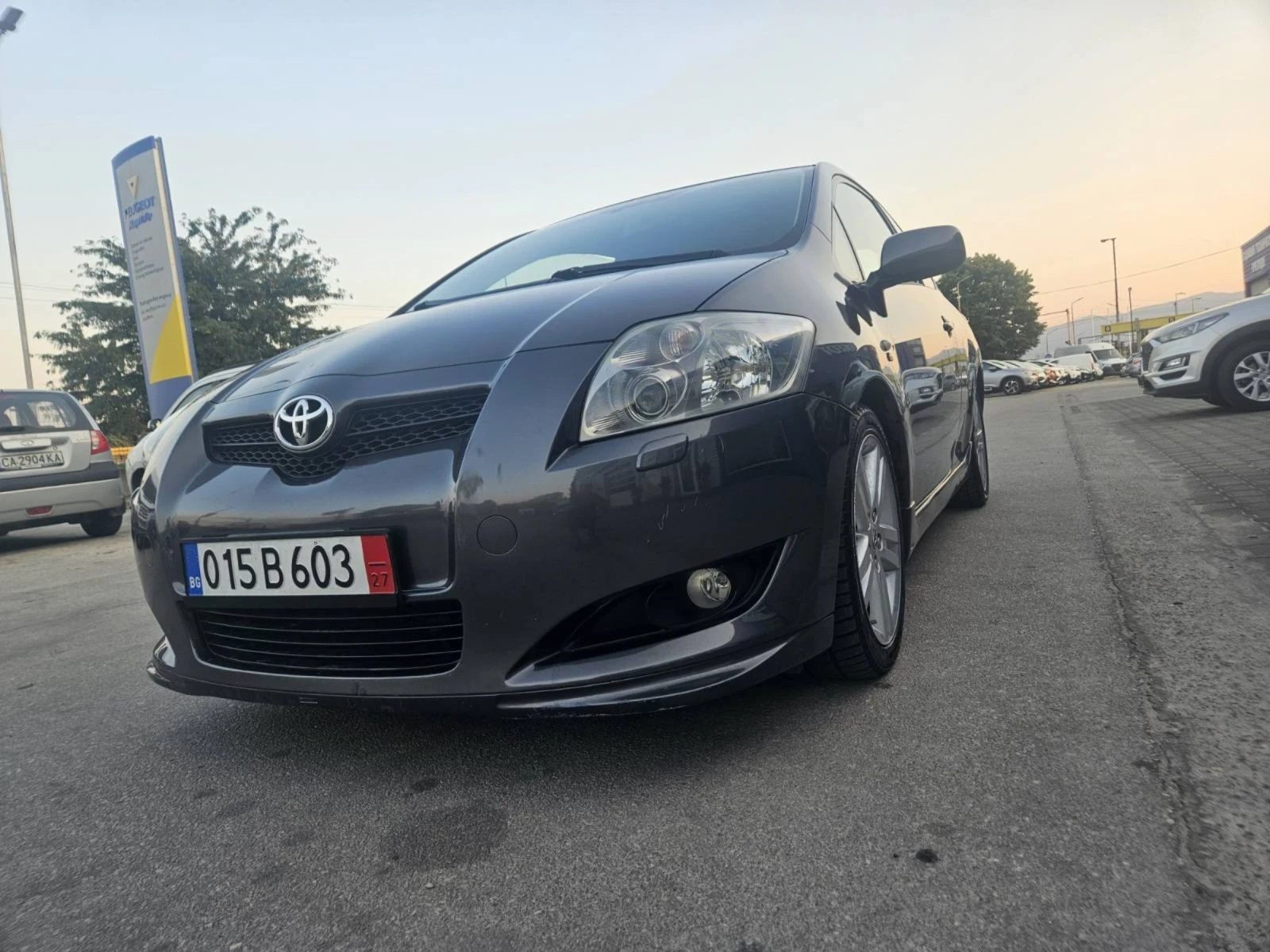 Toyota Auris 2.2D - изображение 10