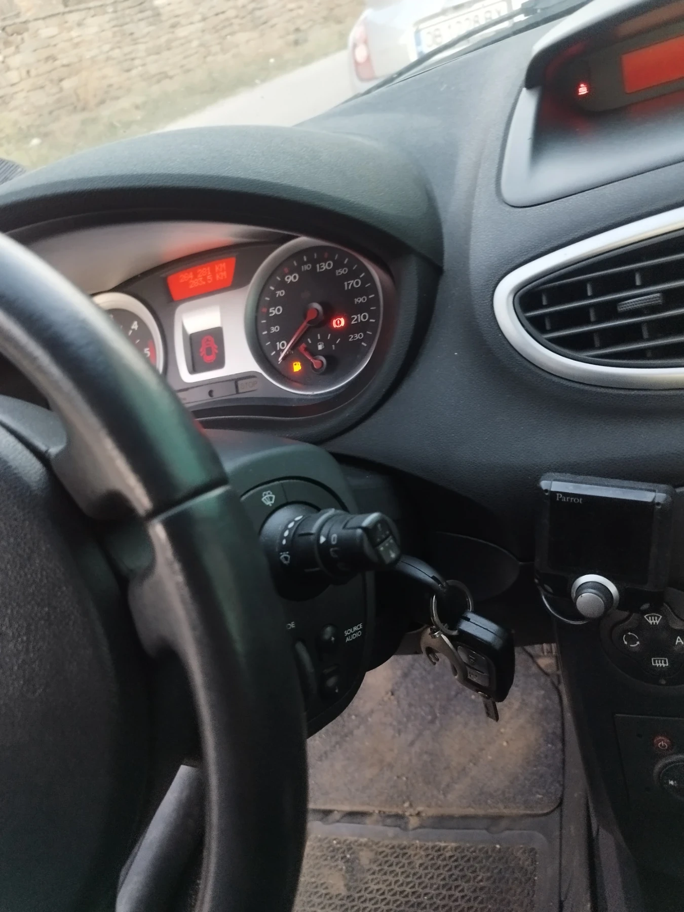 Renault Clio 3 на Части - изображение 4